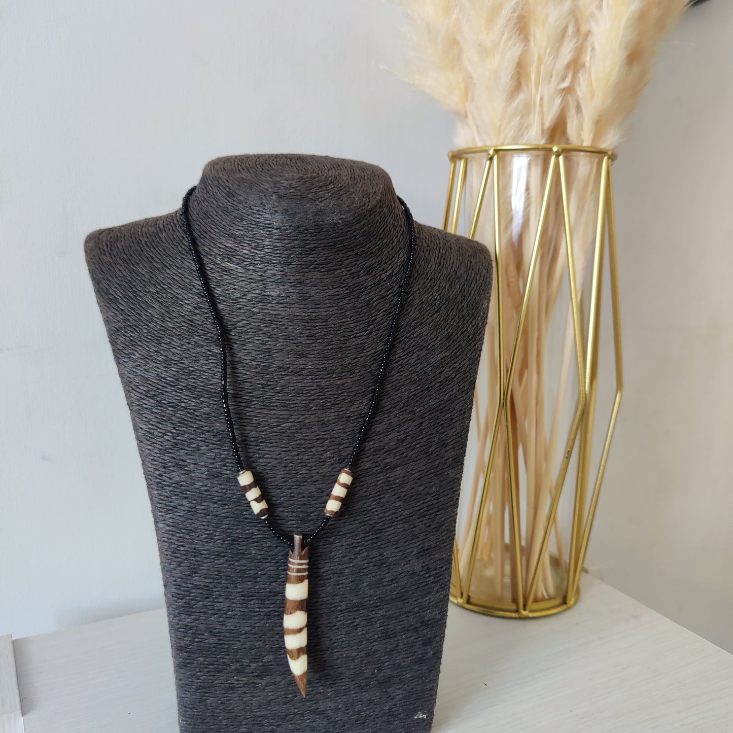 Africa Handmade Bone Pendants Necklace//Unisex