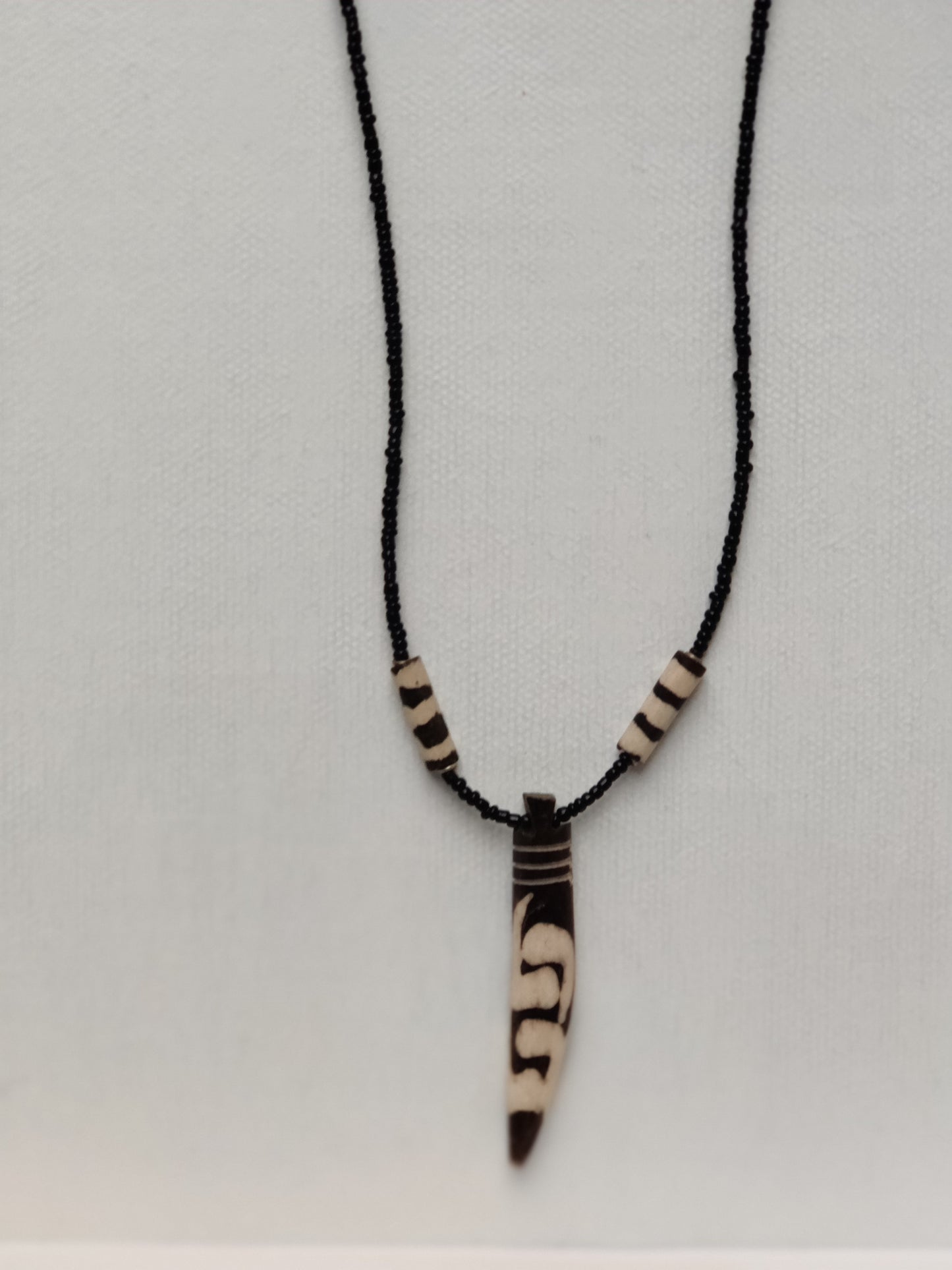 Africa Handmade Bone Pendants Necklace//Unisex
