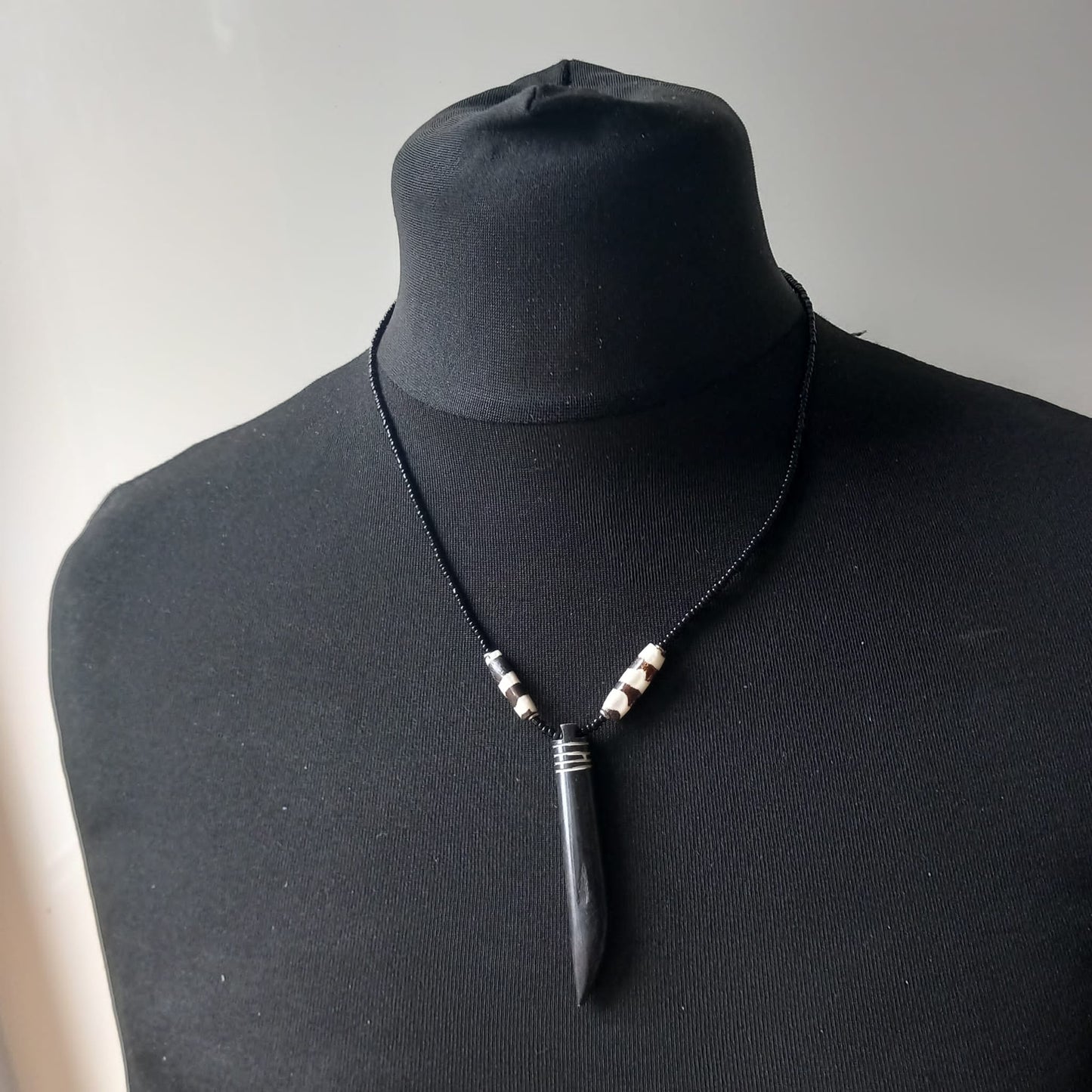 Africa Handmade Bone Pendants Necklace//Unisex
