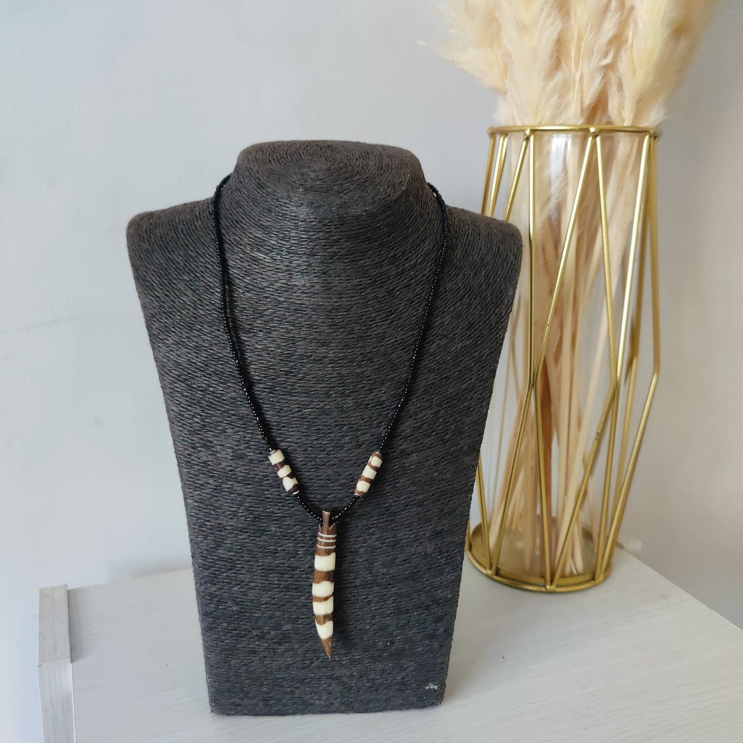 Africa Handmade Bone Pendants Necklace//Unisex