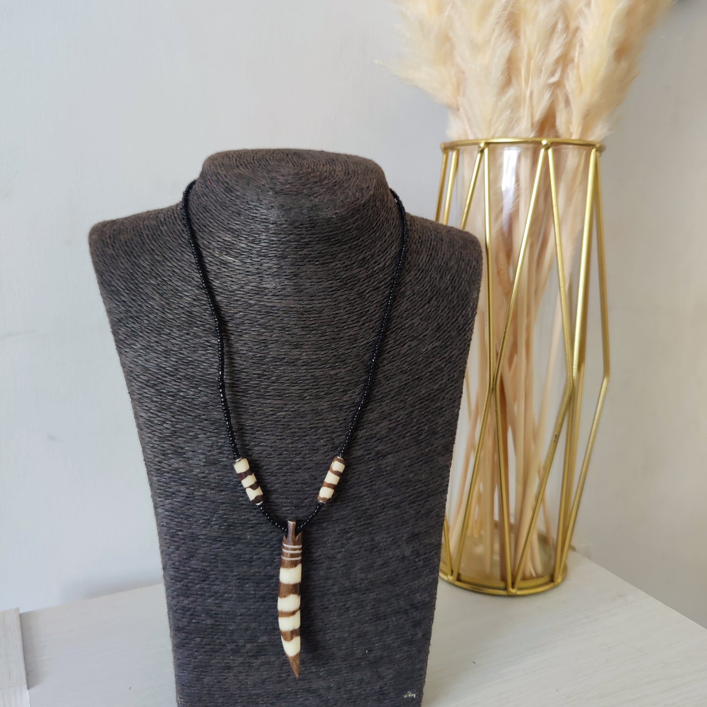 Africa Handmade Bone Pendants Necklace//Unisex