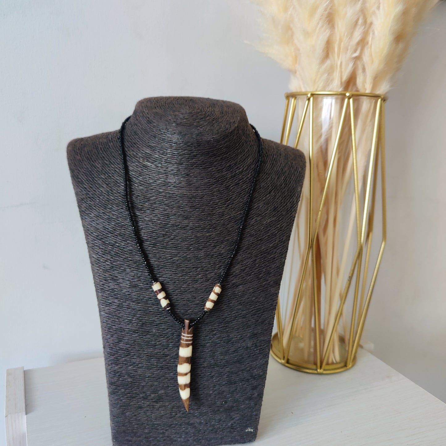 Africa Handmade Bone Pendants Necklace//Unisex