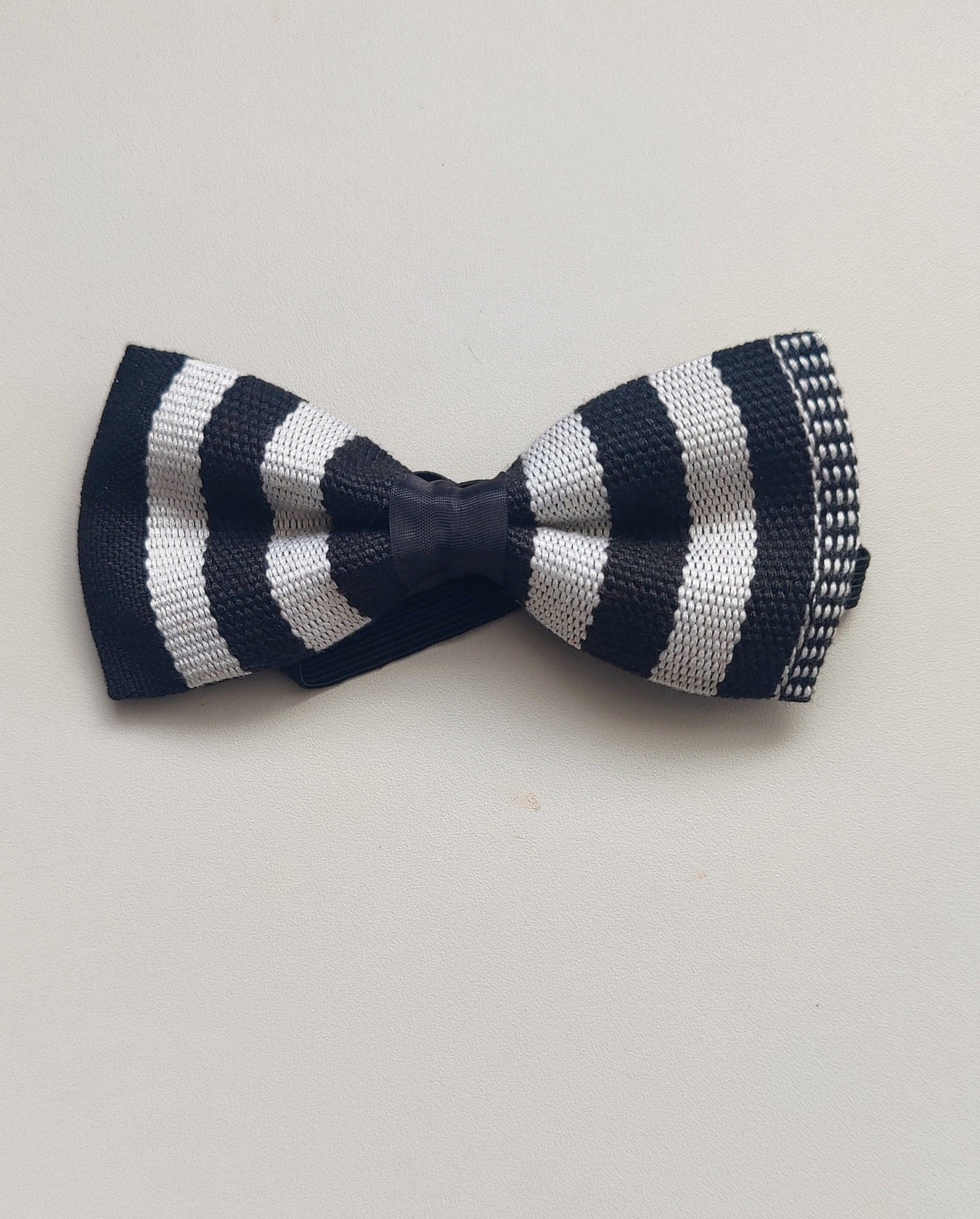 African Print Bowtie/Kente Bow Tie/Toddlers Bowtie/ Boys Bowtie