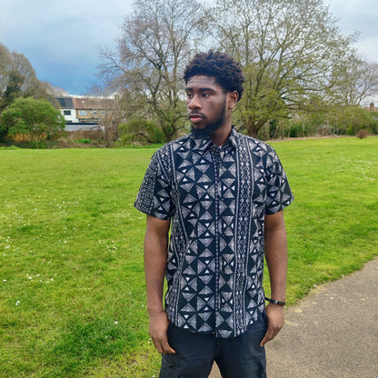 Men's African Print Short Sleeve Shirt/ Black and White